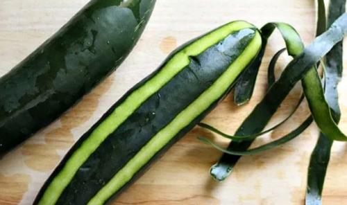 Почему появляется горечь в огурцах и как с ней бороться. Разбираемся