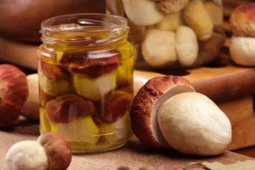 Маринованные белые грибы с чесноком. 10 легких рецептов маринованных белых грибов на зиму