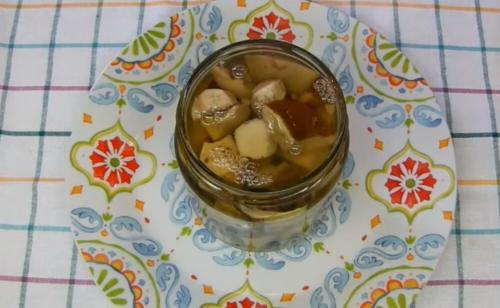Маринованные белые грибы без стерилизации. Как мариновать белые грибы на зиму: простые рецепты в домашних условиях