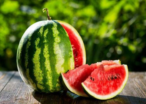 Откуда везут арбузы в июле. Можно ли покупать арбузы в июле, как выбрать «правильный» арбуз