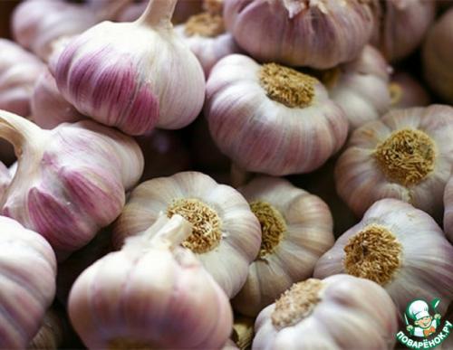 Как хранить чеснок в банке с солью. Чеснок впрок