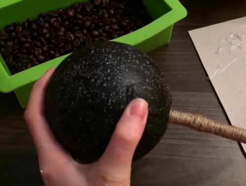 Цветы из кофейных зерен своими руками. Топиарий из кофейных зерен: современные техники изготовления и мастер-класс для новичков (110 фото)