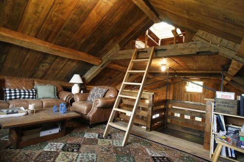 Строительство дачного дома своими руками. Этап первый: выбор площади, этажности и материала 03