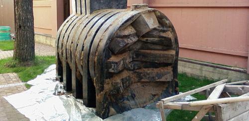 Какой септик лучше бетонный или пластиковый. Пластиковый септик — за и против