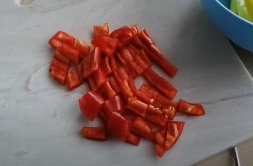 Стручковая фасоль на зиму с овощами. Салаты из стручковой (спаржевой) фасоли на зиму — простые и вкусные рецепты