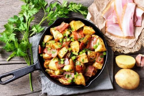 Какие блюда можно приготовить из картофеля для жарки. 15 вкуснейших рецептов картошки на сковороде