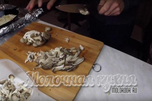 Как приготовить вешенки в кляре. Как вкусно пожарить вешенки с картошкой – поэтапный рецепт с фотографиями