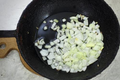 Как жарить вешенки с луком. Вешенки жареные с луком рецепт