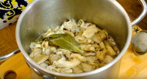 Как приготовить грибы вешенки на зиму. Быстрый рецепт маринованных вешенок в домашних условиях