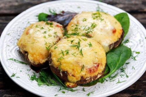 Можно ли готовить грибы в духовке за 30 минут. Шампиньоны в духовке: 20 способов приготовления и лучшие рецепты