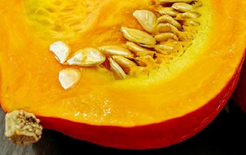 Дозревает ли срезанная тыква. Что делать, если тыква не дозрела, а лоза уже погибла: превращаем зеленый плод в оранжевый 08 Дозревает ли срезанная тыква. Что делать, если тыква не дозрела, а лоза уже погибла: превращаем зеленый плод в оранжевый 08