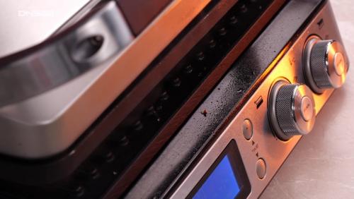 Какие преимущества имеет электрогриль перед традиционным угольным грилем. Сковорода-гриль и контактный гриль: в чем разница