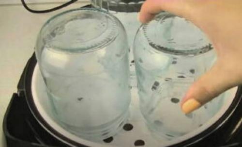 Какие добавки или специи можно использовать для улучшения вкуса заготовок из фасоли. Фасоль на зиму в банках