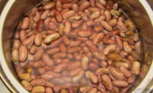 Какие добавки или специи можно использовать для улучшения вкуса заготовок из фасоли. Фасоль на зиму в банках