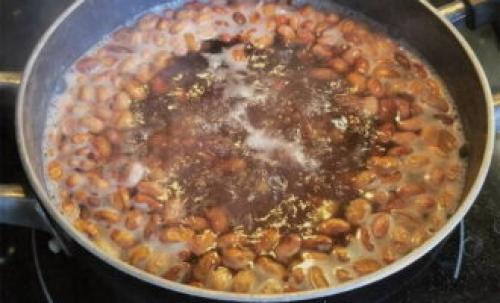 Какие добавки или специи можно использовать для улучшения вкуса заготовок из фасоли. Фасоль на зиму в банках