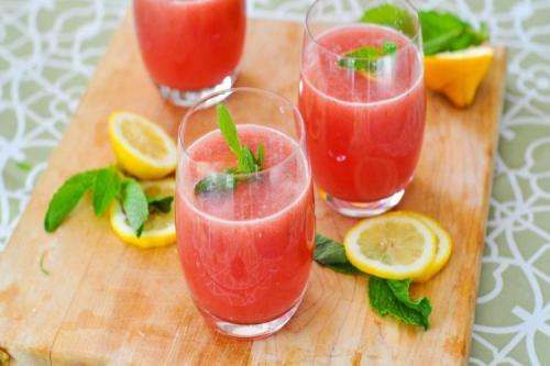 С чем можно смешивать арбуз для приготовления коктейлей. 20 отличных рецептов смузи из арбуза