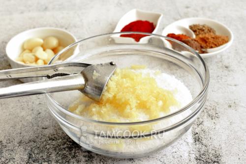 Как приготовить идеальный соленый чеснок: простой рецепт 23 Как приготовить идеальный соленый чеснок: простой рецепт 23