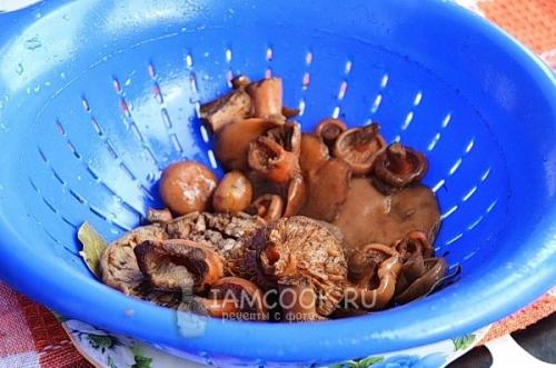Нужно ли варить рыжики перед жаркой. Пошаговый рецепт с фото