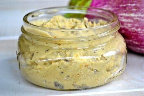 Какие оригинальные приправы можно сделать из чеснока. 12 отличных рецептов чесночной пасты