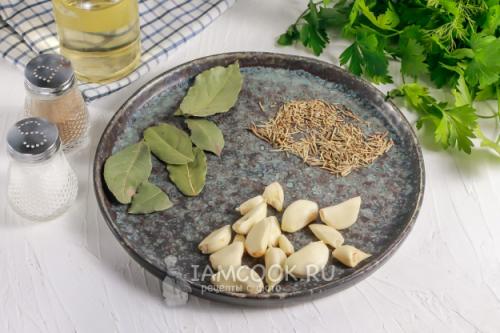 Необычные заготовки и приправы из чеснока: 5 оригинальных рецептов 07 Необычные заготовки и приправы из чеснока: 5 оригинальных рецептов 07