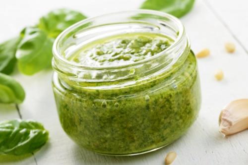 Какие оригинальные приправы можно сделать из чеснока. 12 отличных рецептов чесночной пасты