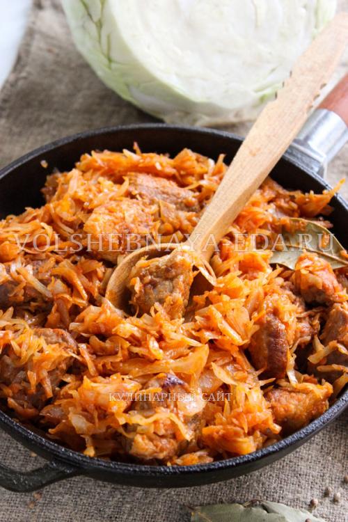 Можно ли добавлять в тушеную замерзшую капусту другие овощи или мясо. Ингредиенты