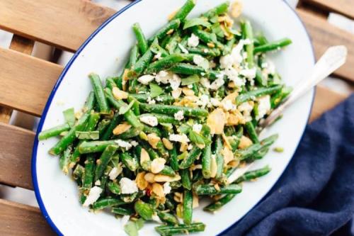 Как приготовить салат без шпината, но с другими зелеными овощами. 20 зеленых салатов, которые разнообразят твой рацион