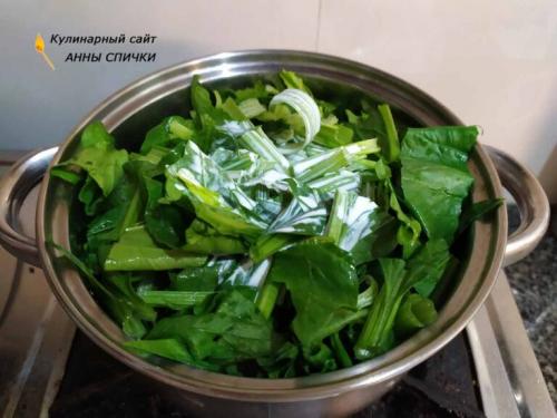 Чем можно заменить шпинат в рецепте с курицей. Курица со шпинатом в сливочном соусе