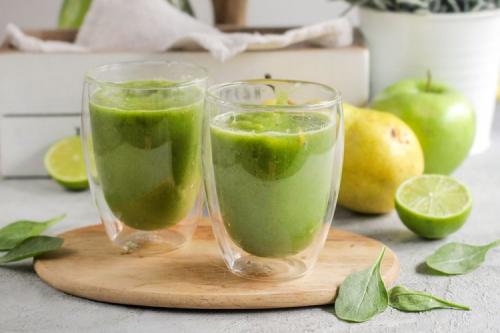 Как ввести шпинат в рацион питания. 20 смузи со шпинатом, которые разнообразят твой рацион