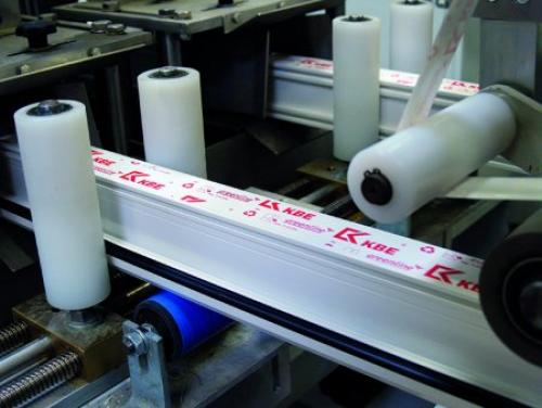 Какие технологии и инновации применяются в производстве грюндер профиля ПВХ на современном рынке. Уникальная технология proCoverTec